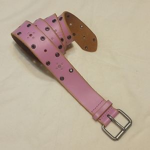 LDS SZ. M GAP GENUINE LEATHER BELT - LAVENDER